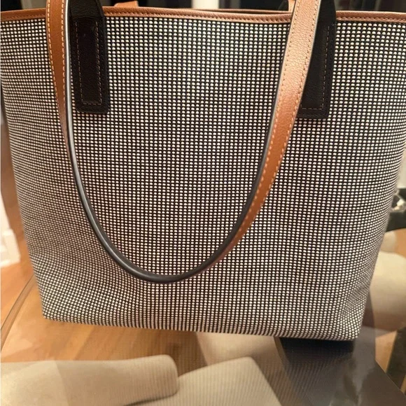 Kate Spade Black and White Floral Tote - Picture 2 of 5